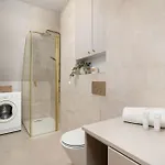 Apartment Bright And Elegant Old Town Garbary With Air Conditioning By Renters Prestige *