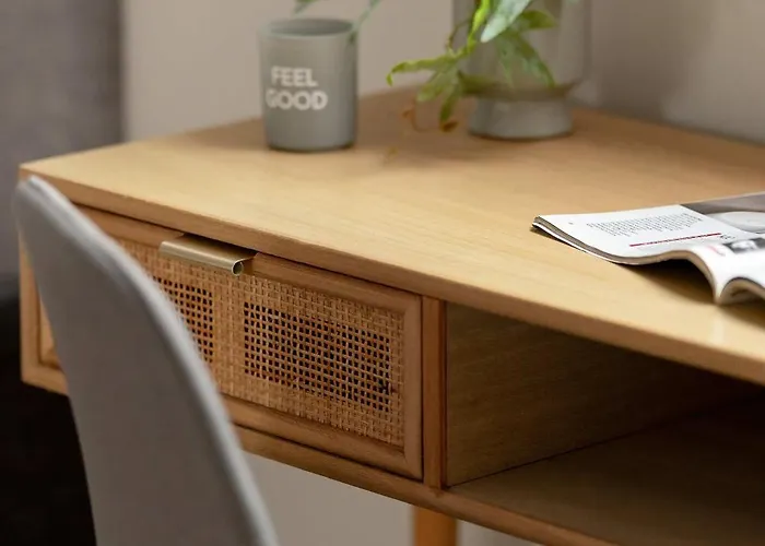 Bright And Elegant Old Town Garbary With Air Conditioning By Renters Prestige Poznan